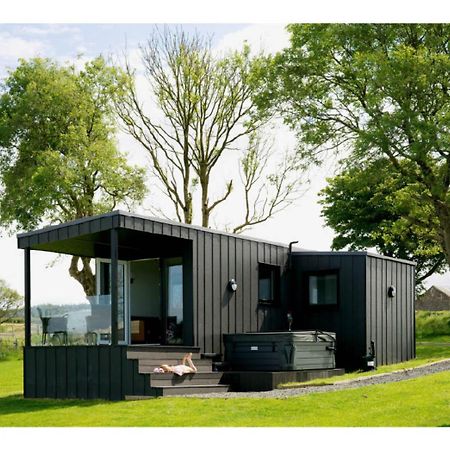 Luxury 2 Bedroom Glamping Pod With Hot Tub At Aganmore Farm Glamping - Pod 2 巴利卡斯尔 外观 照片